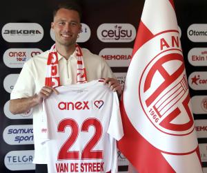 Antalyaspor da Sander Van de Streek ile 1+1 yıl daha devam